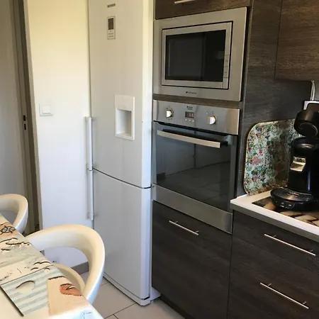 2 Etoiles Entre Les Maures Et Mediterranee Apartment La Londe-les-Maures