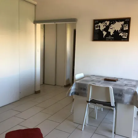 Apartment 2 Etoiles Entre Les Maures Et Mediterranee *